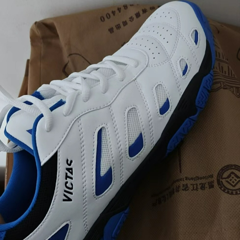 Nowe buty do tenisa stołowego  – Badminton Vector recenzja i cena